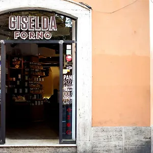 Trastevere House Bed & Breakfast