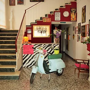 https://hotel-villa-elia.emilia-romagnahotels.net