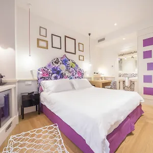https://cinque-verona-37123.hotelinveneto.com